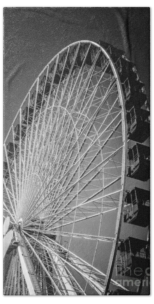 America Bath Towel featuring the photograph Chicago Navy Pier Ferris Wheel in Black and White by Paul Velgos