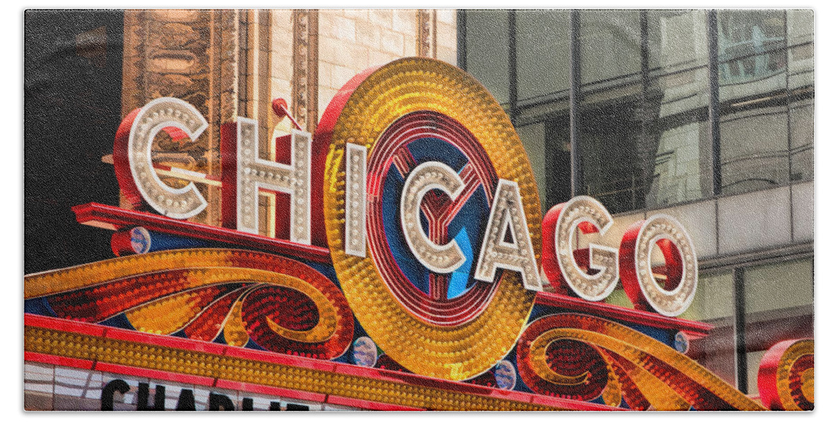 Chicago Bath Towel featuring the painting Chicago Theatre Marquee by Christopher Arndt