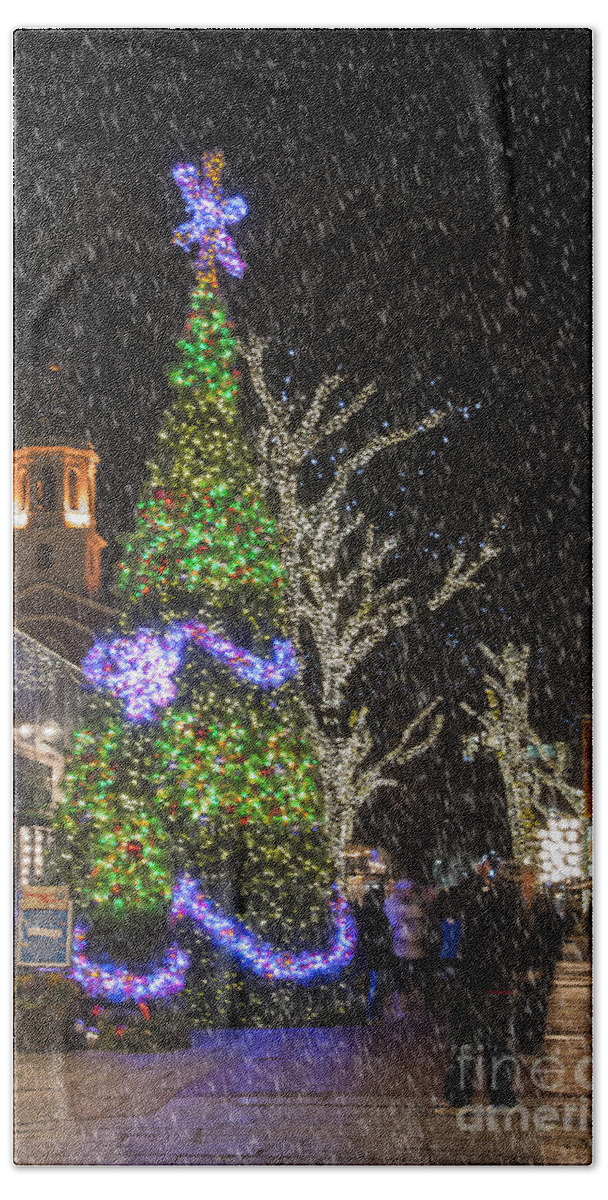 America Hand Towel featuring the photograph Christmas at Quincy Market Boston by Juli Scalzi
