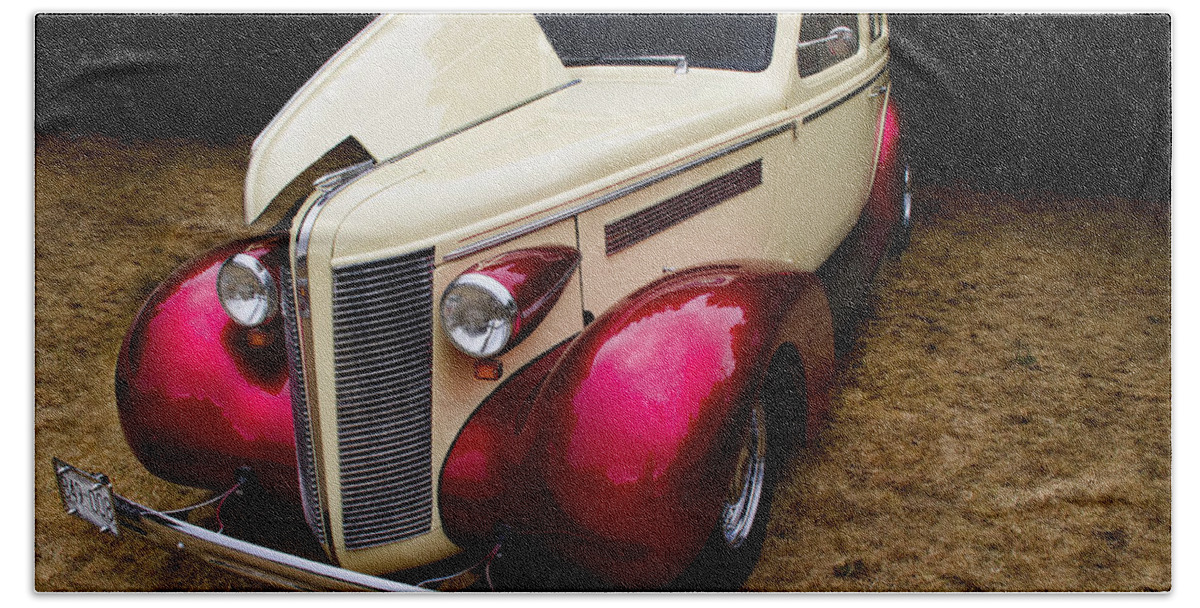 Buick Bath Towel featuring the photograph Classic Car - 1937 Buick Century by Peggy Collins