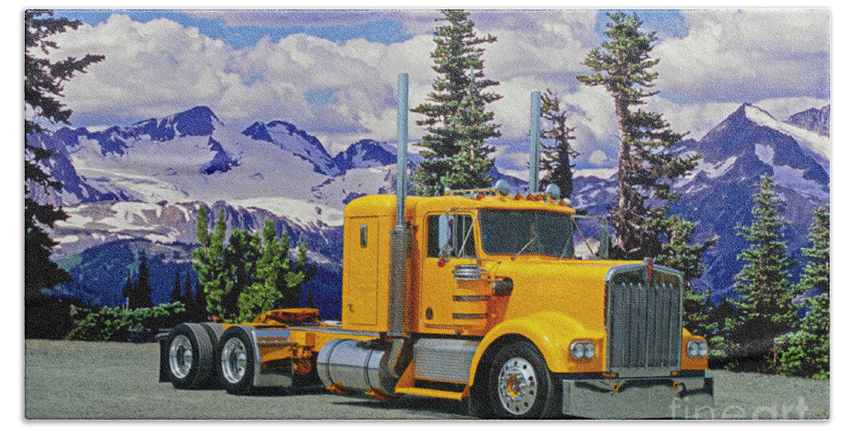 Trucks Bath Towel featuring the photograph Classic Kenworth by Randy Harris