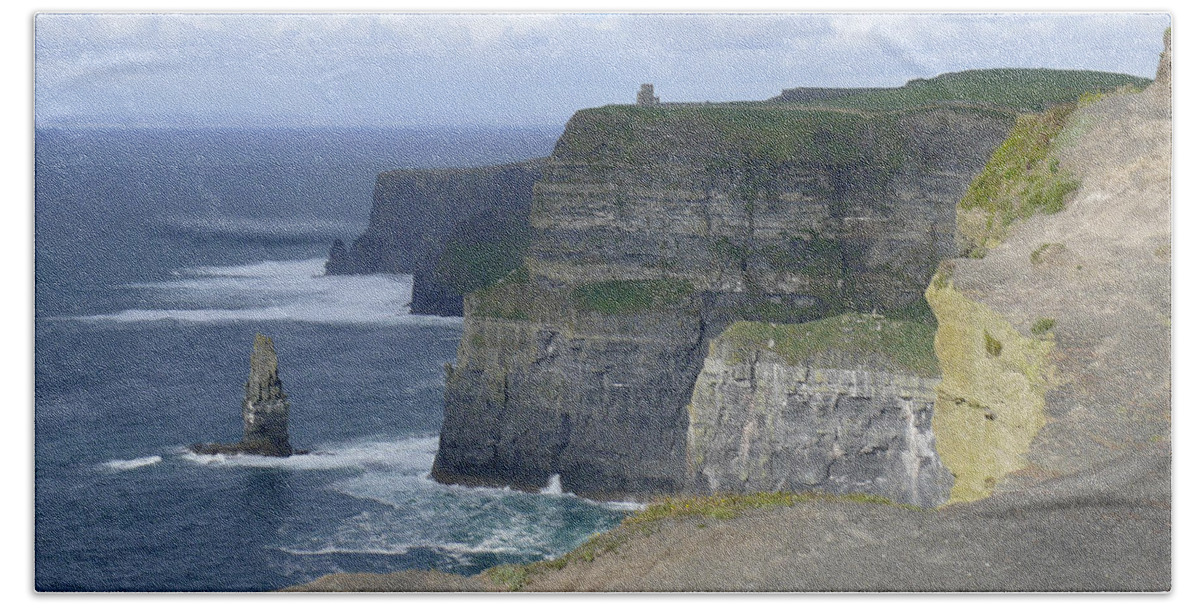 Travel Bath Towel featuring the photograph Cliffs of Moher 4 by Mike McGlothlen