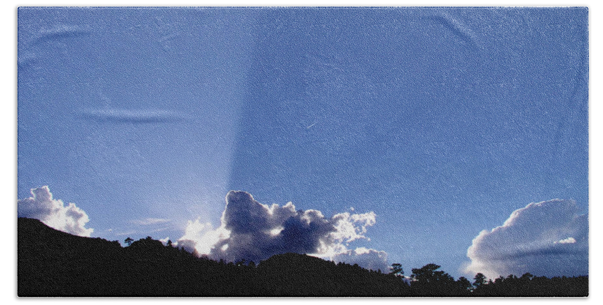 Clouds Hand Towel featuring the photograph Cloud Rays by Craig Burgwardt
