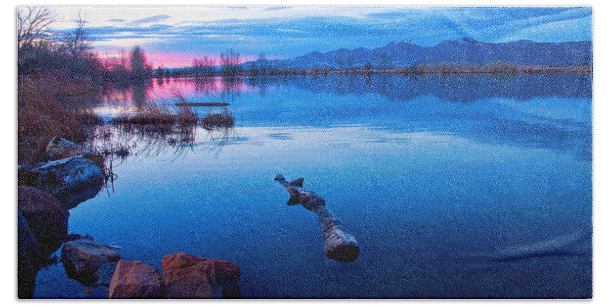 Coot Lake Bath Towel featuring the photograph Coot Lake Boulder Flatiron Early Morning View by James BO Insogna