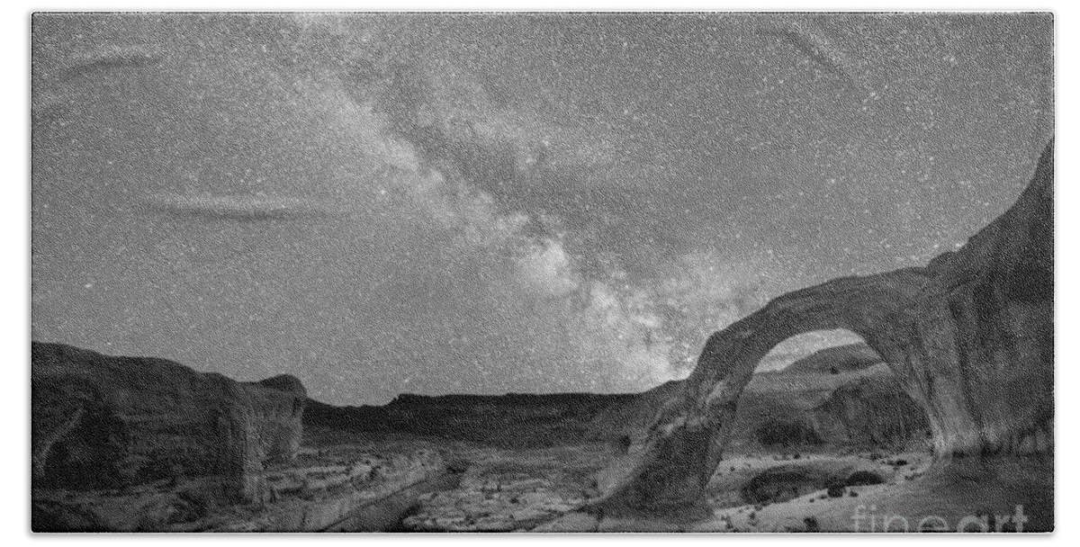 Sunset Bath Towel featuring the photograph Corona Arch Milky Way BW by Michael Ver Sprill