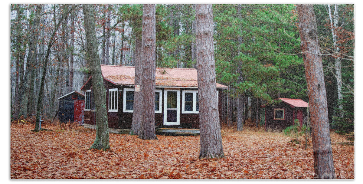 Cottage Hand Towel featuring the photograph Cottage In Woods by Ms Judi