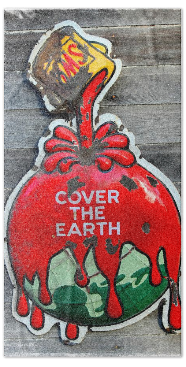 Sherwin Williams Hand Towel featuring the photograph Cover the Earth by Sylvia Thornton