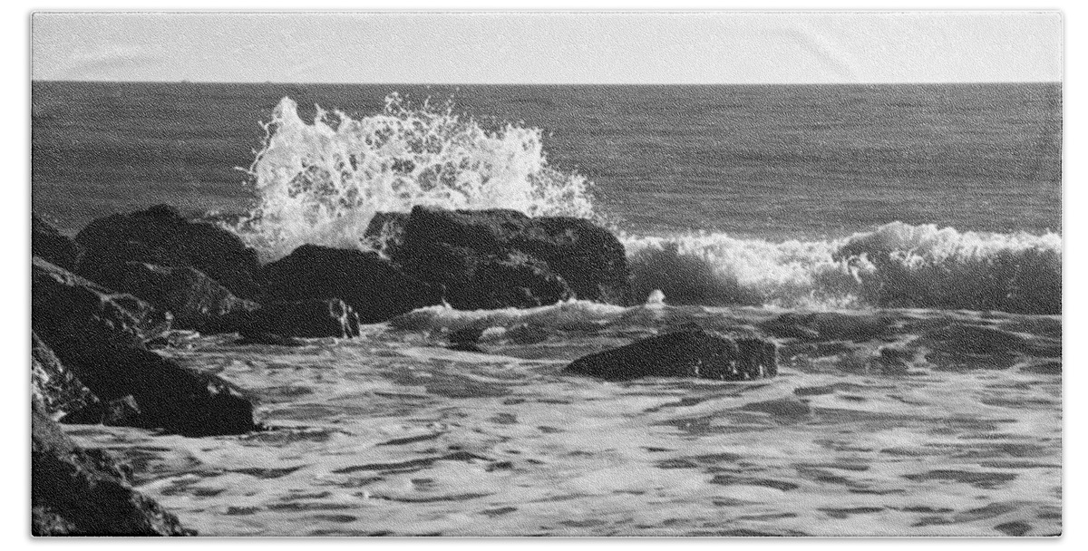 Cape May Bath Towel featuring the photograph Crashing Waves by Jennifer Ancker