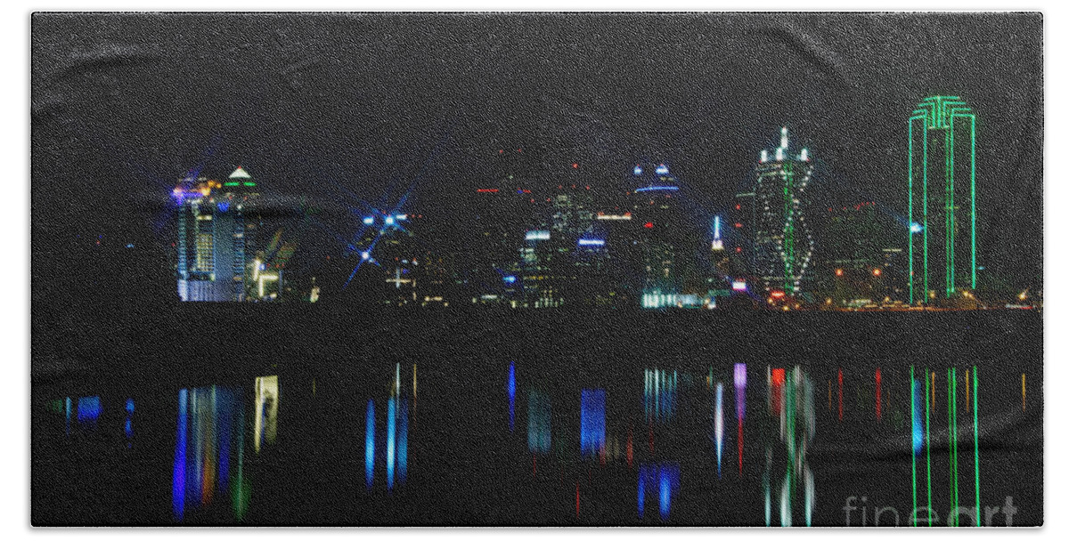 Dallas Bath Towel featuring the photograph Dallas Reflections by Charles Dobbs