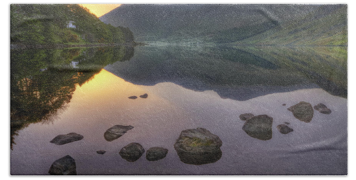 Wasdale Hand Towel featuring the photograph Dawn Of A New Day by Evelina Kremsdorf