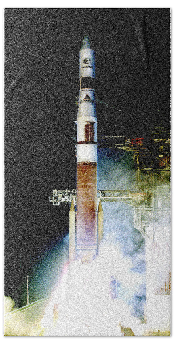 Astronomy Bath Towel featuring the photograph Delta Iv Rocket by Science Source