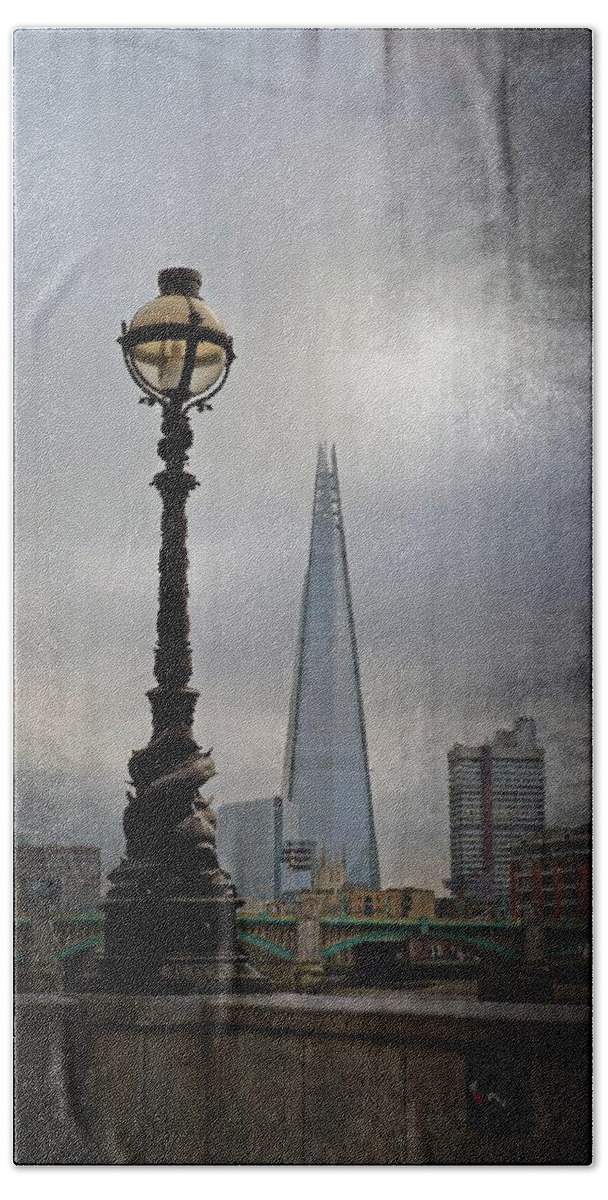 Dolphin Lamps Hand Towel featuring the photograph Dolphin Lamp Posts London by Lynn Bolt