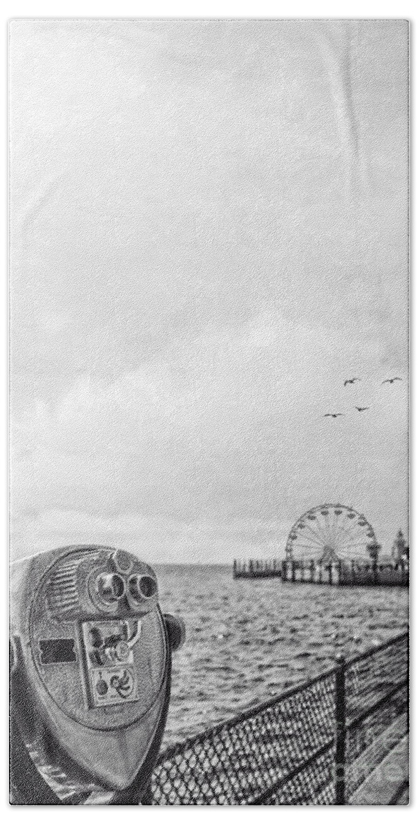 Beach Bath Towel featuring the photograph Down at the Pier by Edward Fielding