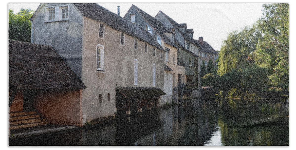 Chartres Bath Towel featuring the photograph Eure river and old fulling mills in Chartres by RicardMN Photography