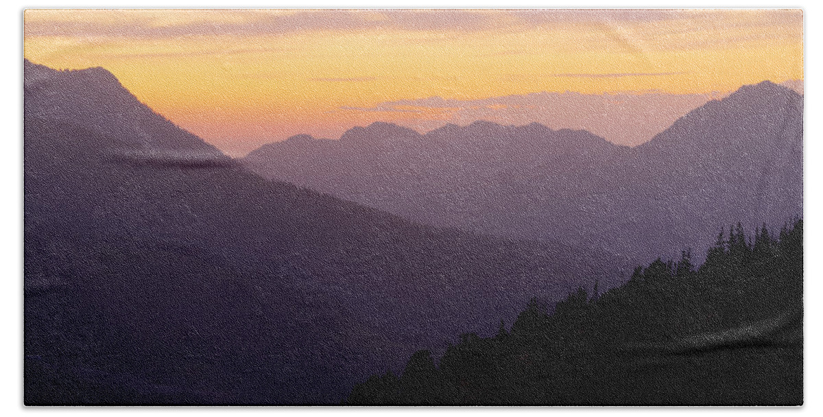 Utah Hand Towel featuring the photograph Evening Layers by Chad Dutson