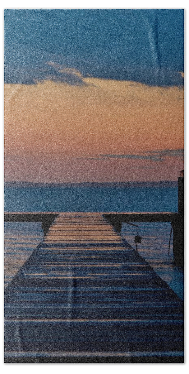 Beachbumpics Bath Towel featuring the photograph Evening Pier - Sunset Photo by Billy Beck
