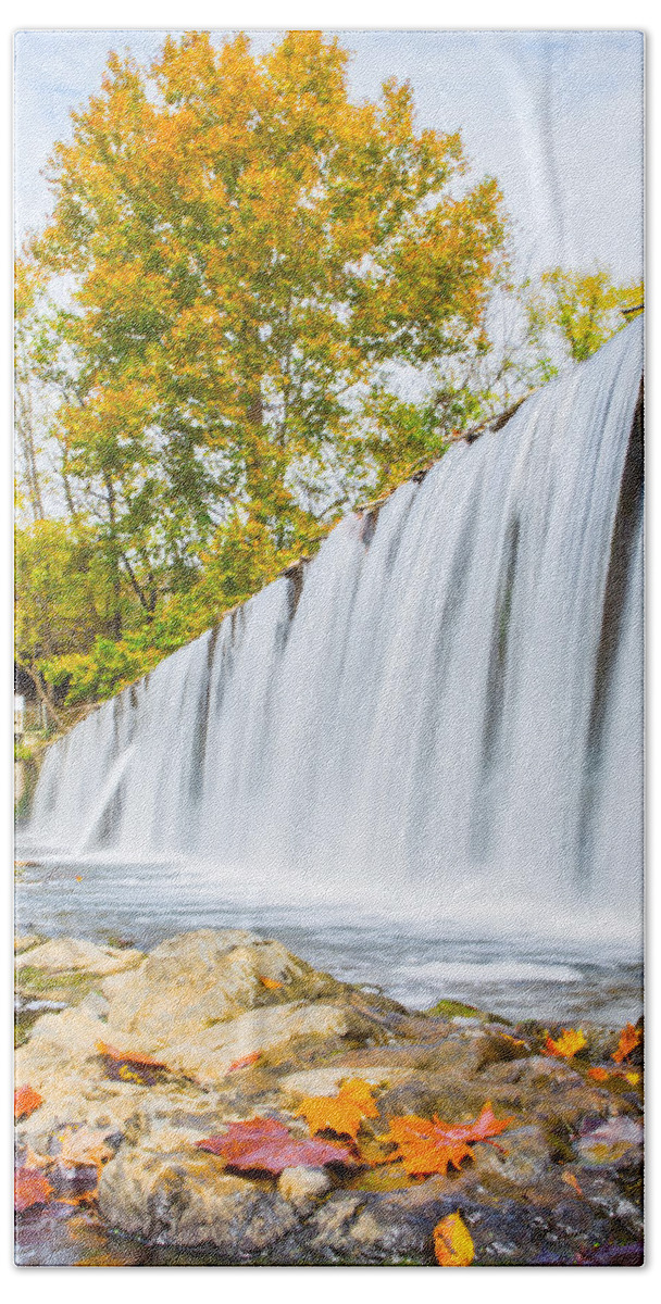 Buck Creek Hand Towel featuring the photograph Fall At Buck Creek by Parker Cunningham