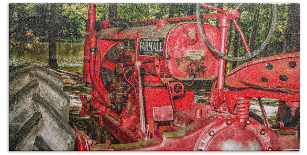 Tractor Hand Towel featuring the photograph Flash On Farmall by Robert Frederick
