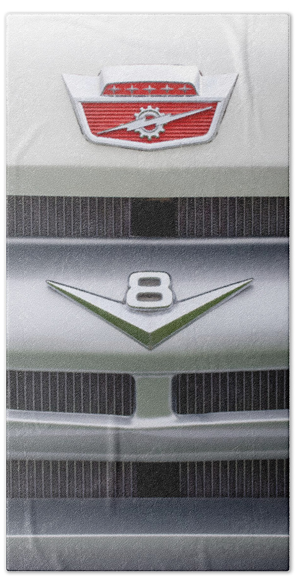 Ford Grille V8 Custom Cab Emblem Bath Towel featuring the photograph Ford Grille V8 Custom Cab Emblem by Jill Reger