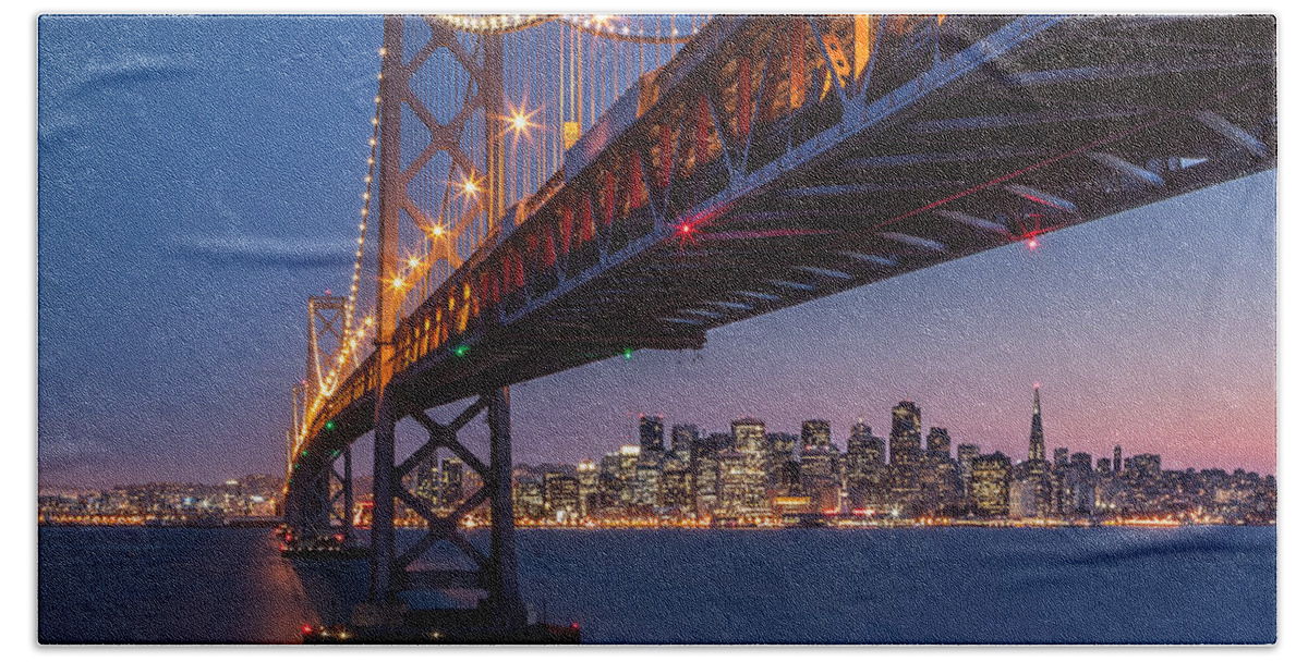 Horizontal Hand Towel featuring the photograph Framing San Francisco by Mihai Andritoiu