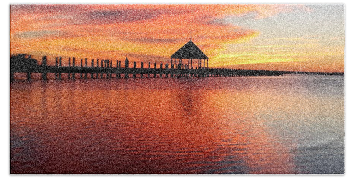 Gazebo Bath Towel featuring the photograph Gazebo's Sunset Reflection by Robert Banach