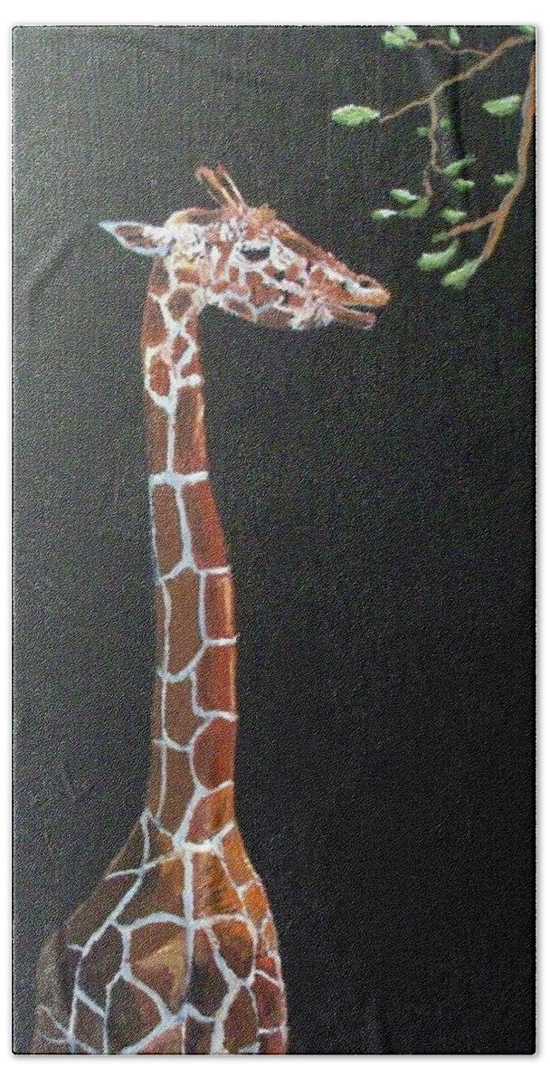 Giraffe Hand Towel featuring the painting Giraffe by Asa Jones