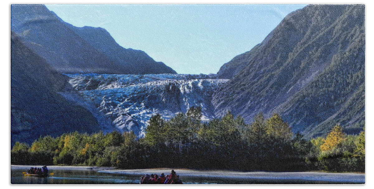 Glacier Point Bath Towel featuring the photograph Glacier Point by Kathy Churchman