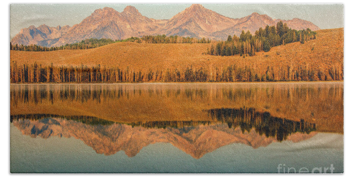 Rocky Mountains Bath Towel featuring the photograph Golden Mountains Reflection by Robert Bales
