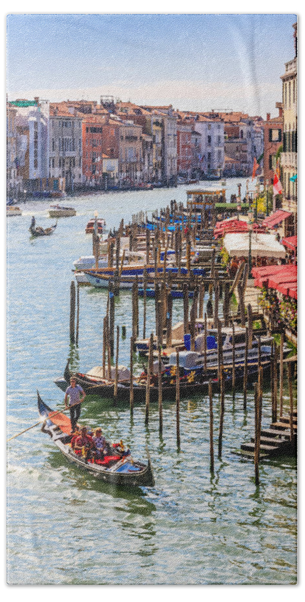 Architecture Bath Towel featuring the photograph Grand Canal, Venice by Sue Leonard