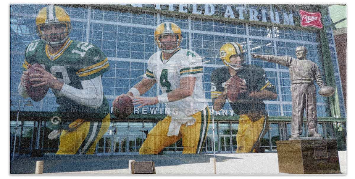Bret Favre Hand Towel featuring the photograph Green Bay Packers Lambeau Field by Joe Hamilton