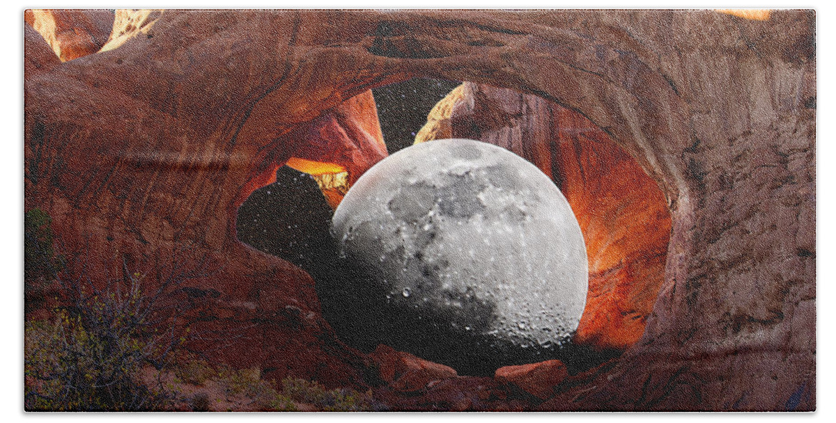 Moab Bath Towel featuring the photograph Half Moon in Double Arch by Greg Wells