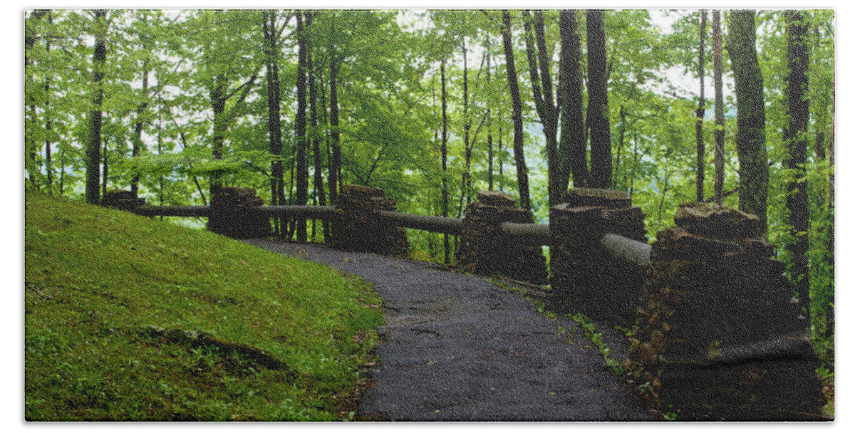 Feature Art Bath Sheet featuring the photograph Hawk's Nest Path by Paulette B Wright