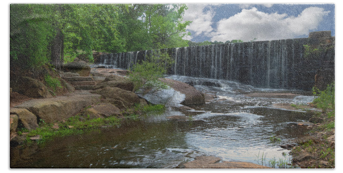 Wright Bath Towel featuring the photograph Historic Yates Mill Dam - Raleigh N C by Paulette B Wright