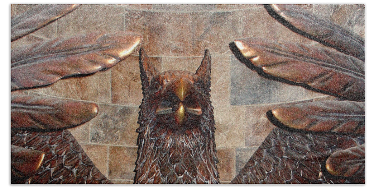 Orlando Hand Towel featuring the photograph Hogwarts Hippogriff Guardian by David Nicholls