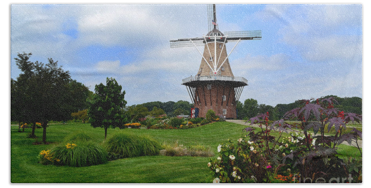 Windmill Bath Towel featuring the photograph Holland Michigan Windmill Landscape by Amy Lucid