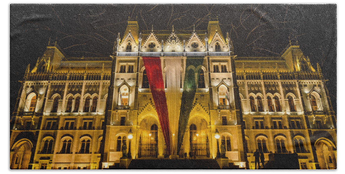 Country Hand Towel featuring the photograph Hungarian Parliament at Night by Pablo Lopez