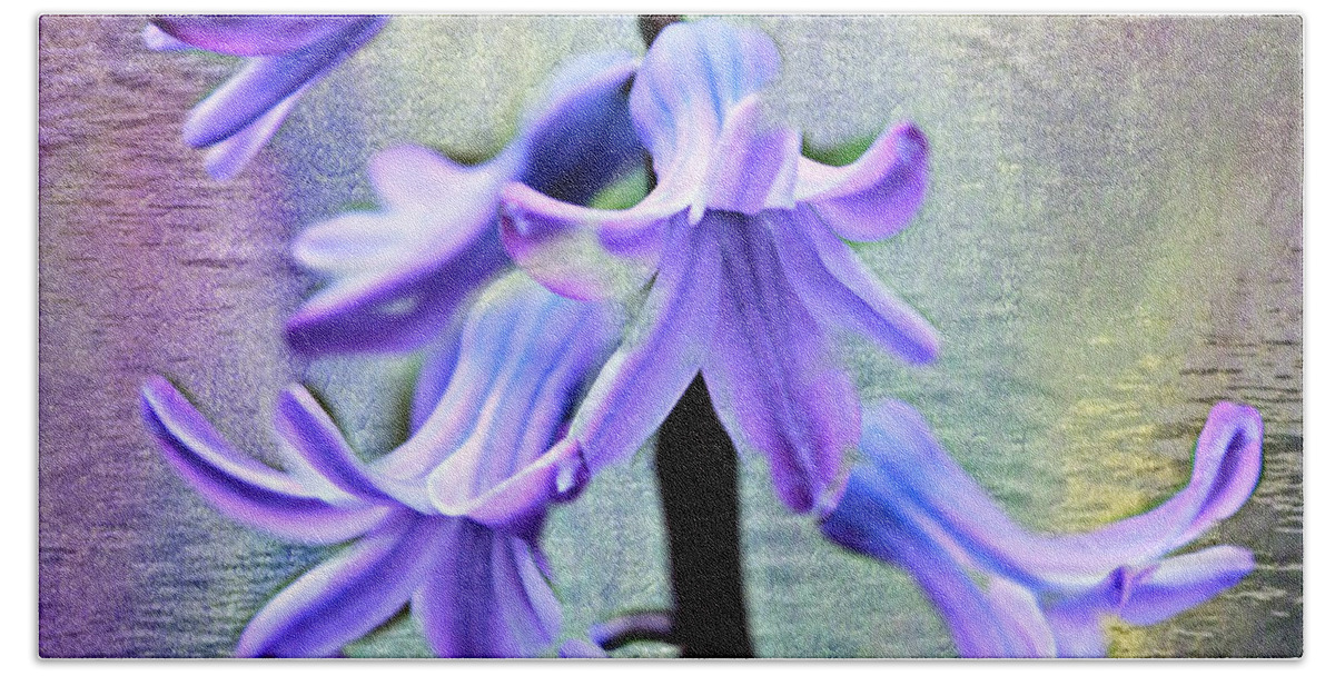 Hyacinth Bath Towel featuring the photograph Hyacinth Flower by Judy Palkimas