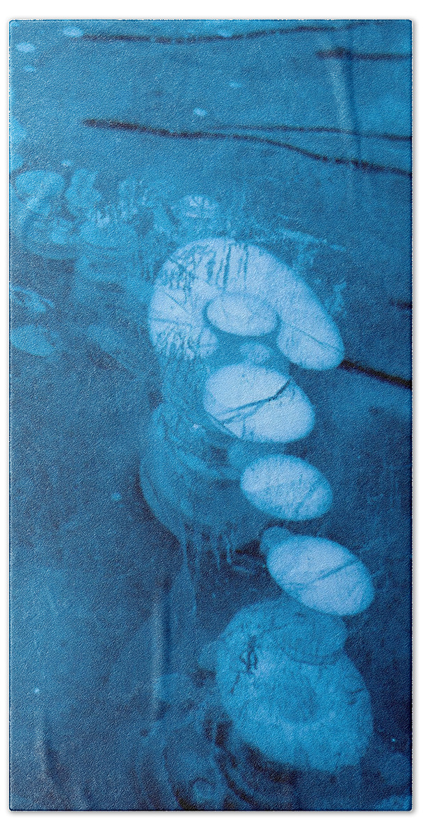 Ice Hand Towel featuring the photograph Ice Arrow by Alexander Fedin
