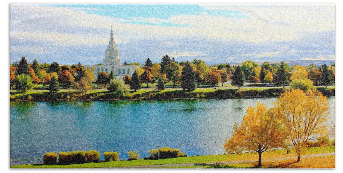 Lds Hand Towel featuring the photograph Idaho Falls Temple by Benjamin Yeager