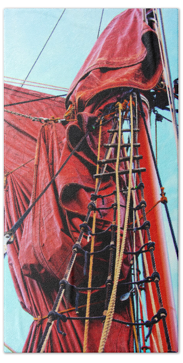 Sailing Barge Rigging Imagery Bath Towel featuring the photograph In The Rigging by David Davies