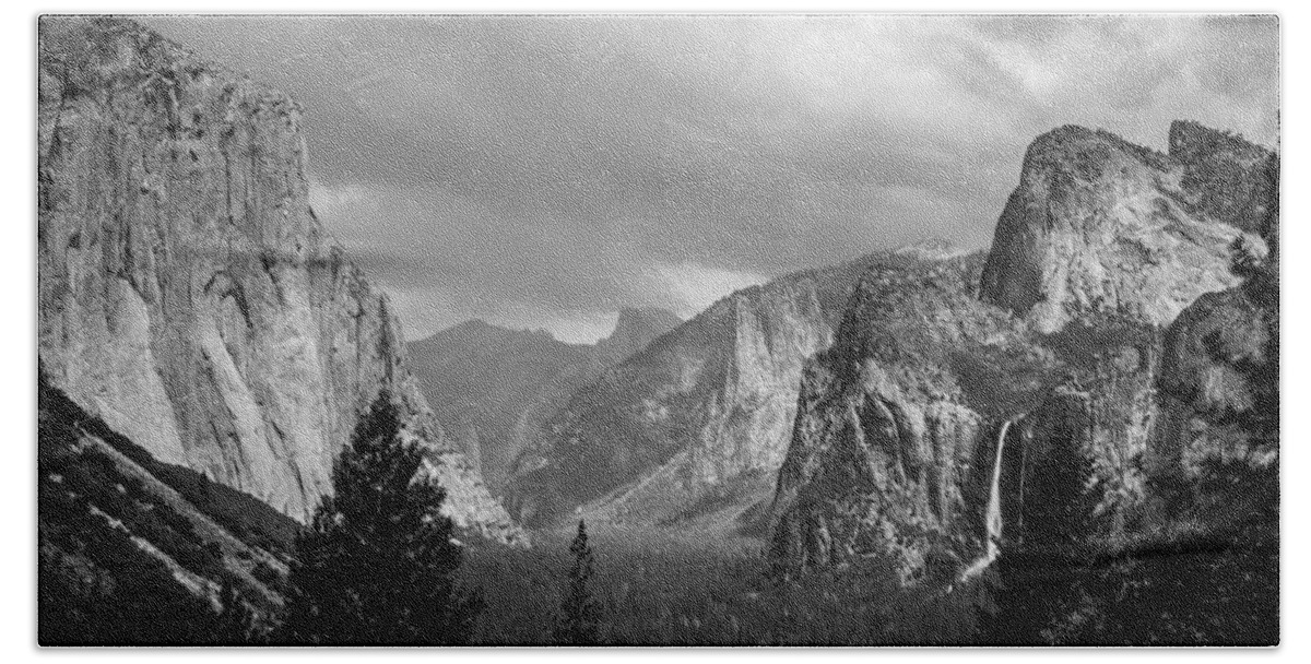 Yosemite Hand Towel featuring the photograph Inspiration by Kristopher Schoenleber