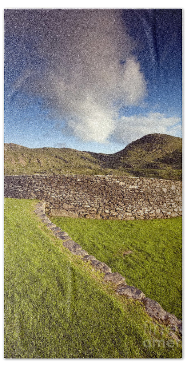 Landscape Bath Towel featuring the photograph Irish Fort by David Lichtneker
