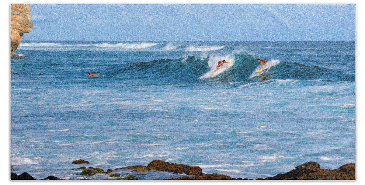 Hawaii Bath Towel featuring the photograph Kauai Surf by Marie Hicks