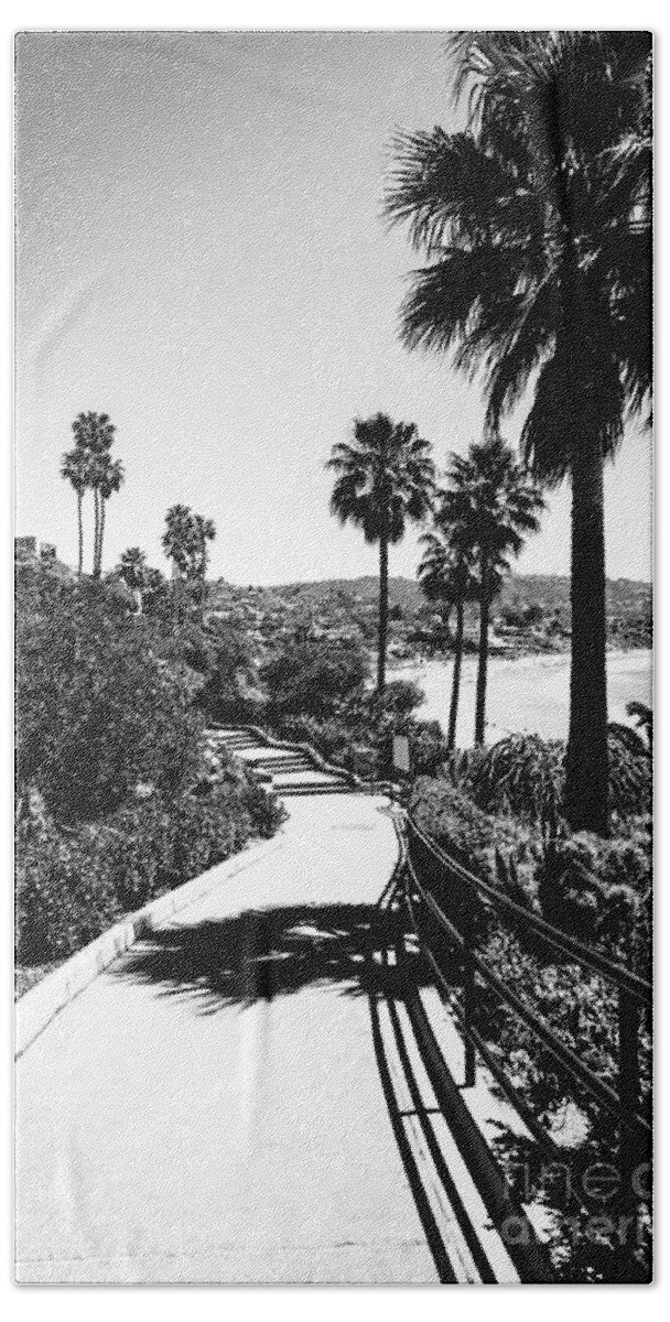 America Bath Towel featuring the photograph Laguna Beach Heisler Park in Black and White by Paul Velgos