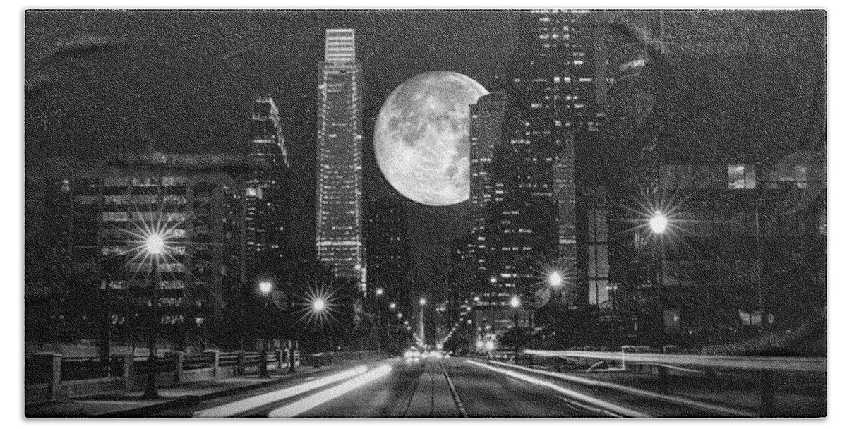Landscape Bath Towel featuring the photograph Long Nights Moon by Rob Dietrich