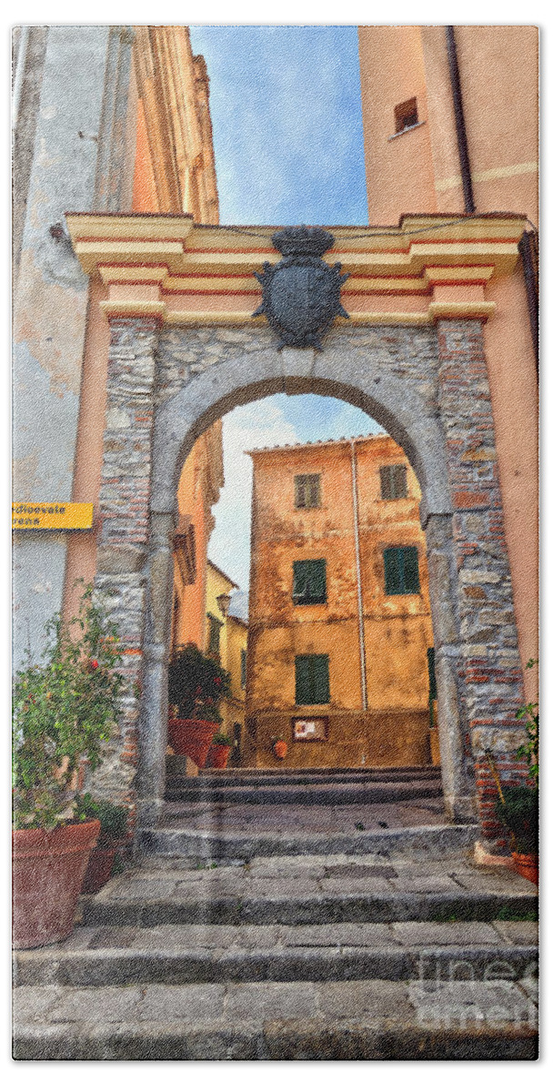 Elba Bath Sheet featuring the photograph Marciana - ancient gate by Antonio Scarpi