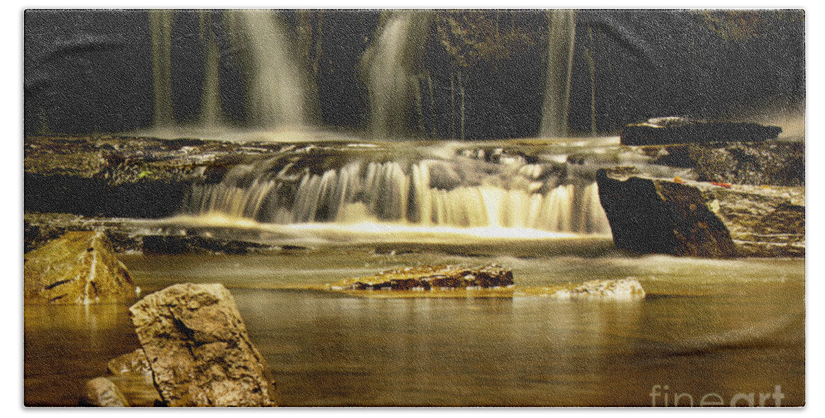 Waterfall Bath Towel featuring the photograph Mash Fork Falls by Melissa Petrey