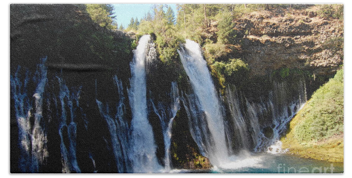 Mcarthur-burney Falls Memorial State Park Bath Towel featuring the photograph McArthur-Burney Falls 1 by Debra Thompson