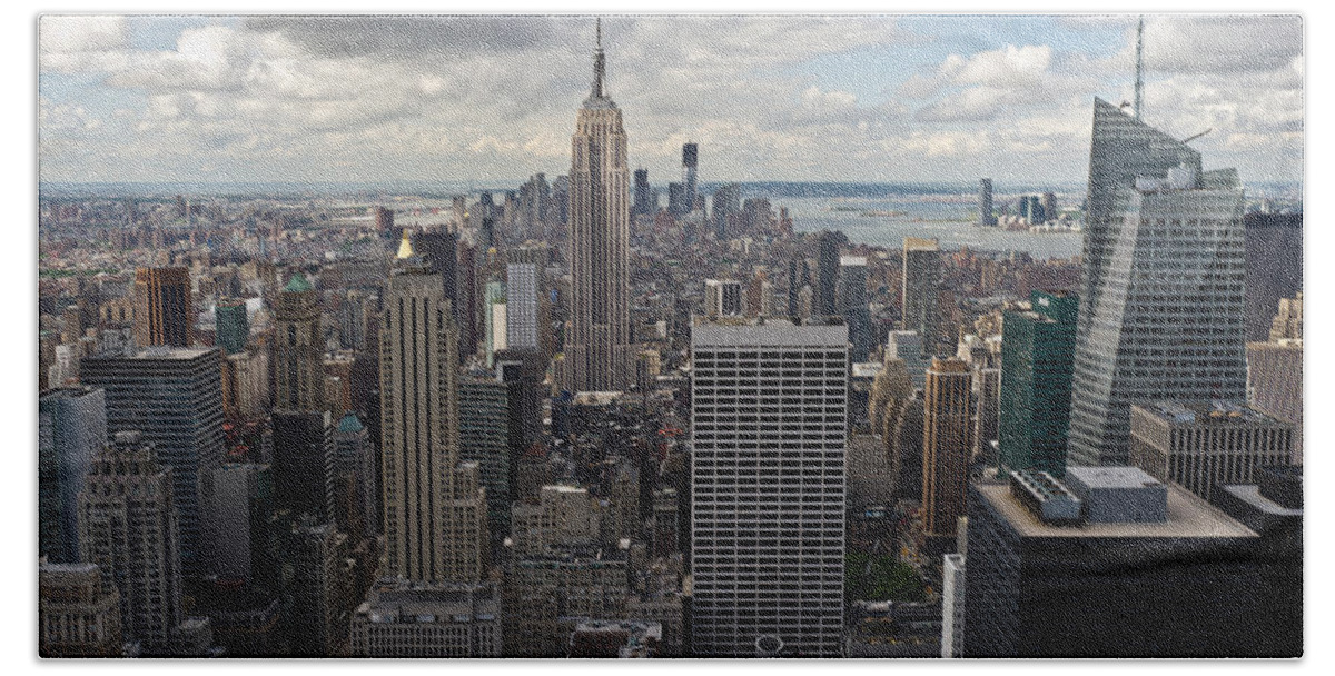Empire State Building Bath Towel featuring the photograph Midtown Manhattan by Gary Eason