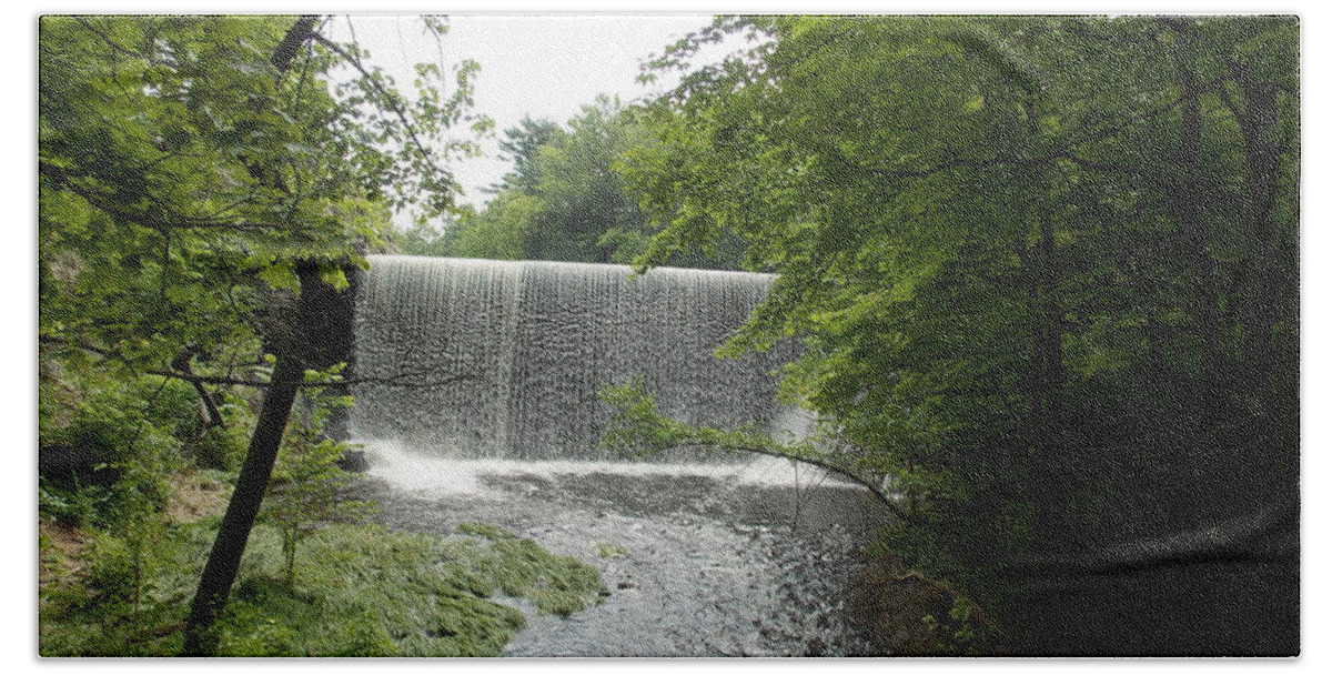 Mill River Bath Towel featuring the photograph Mill River by Catherine Gagne